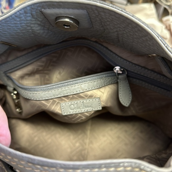 COLE HAAN LEATHER BUCKLE SHOULDER BAG IN GRAY pebbled leather - Picture 10 of 11